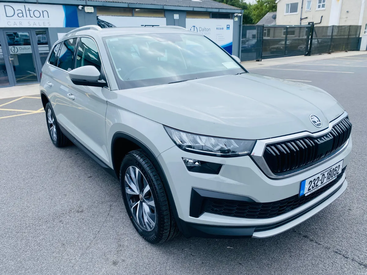 SKODA KODIAQ AMBITION DSG 7 SEATER 2.0 TDI  2023 - Image 3