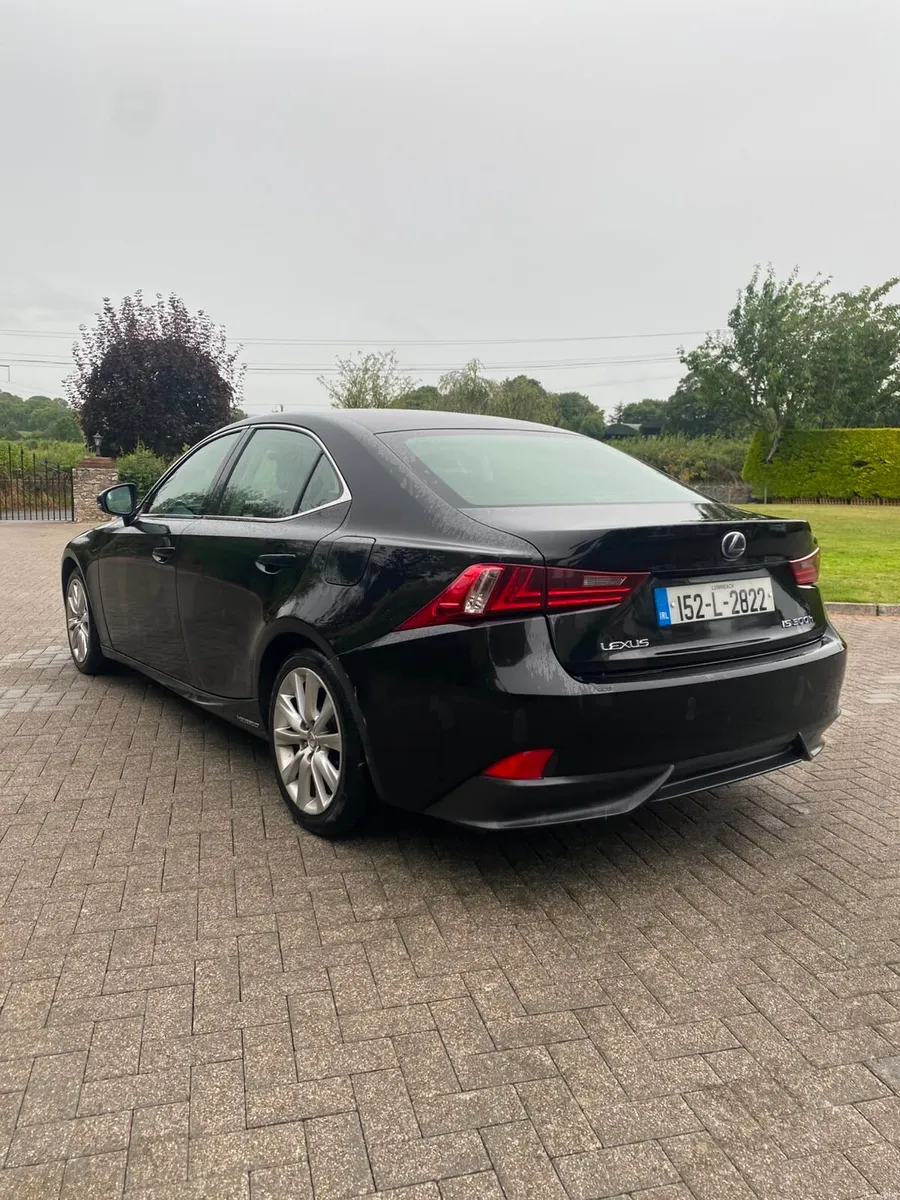 Lexus IS300 - Image 3