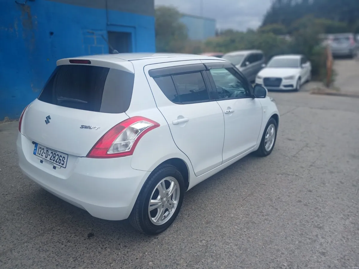 2013 Suzuki Swift 1.3 Automatic - Image 2
