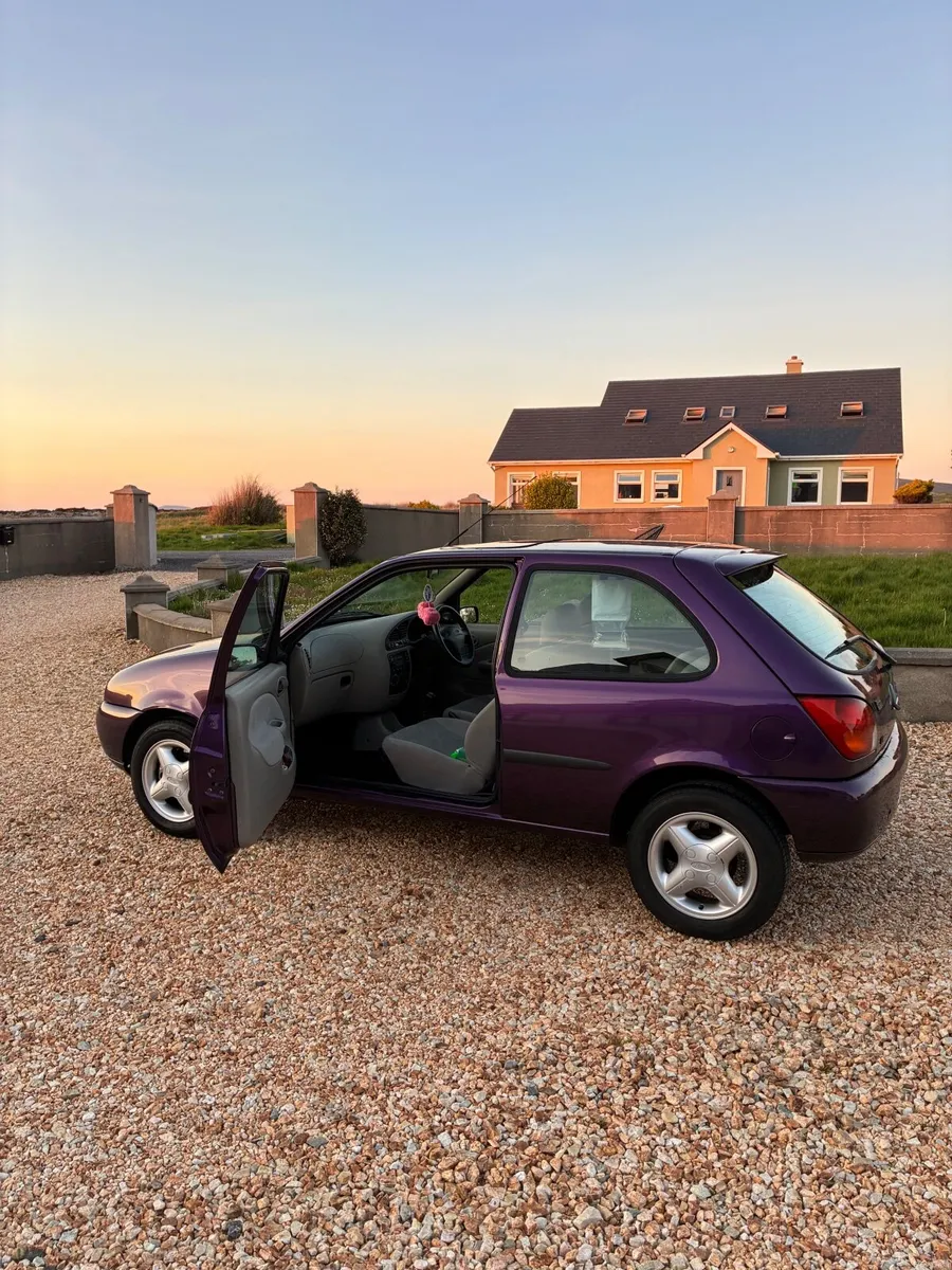 Mint Ford Fiesta 1999 46k miles 1.25 zetec LX - Image 6