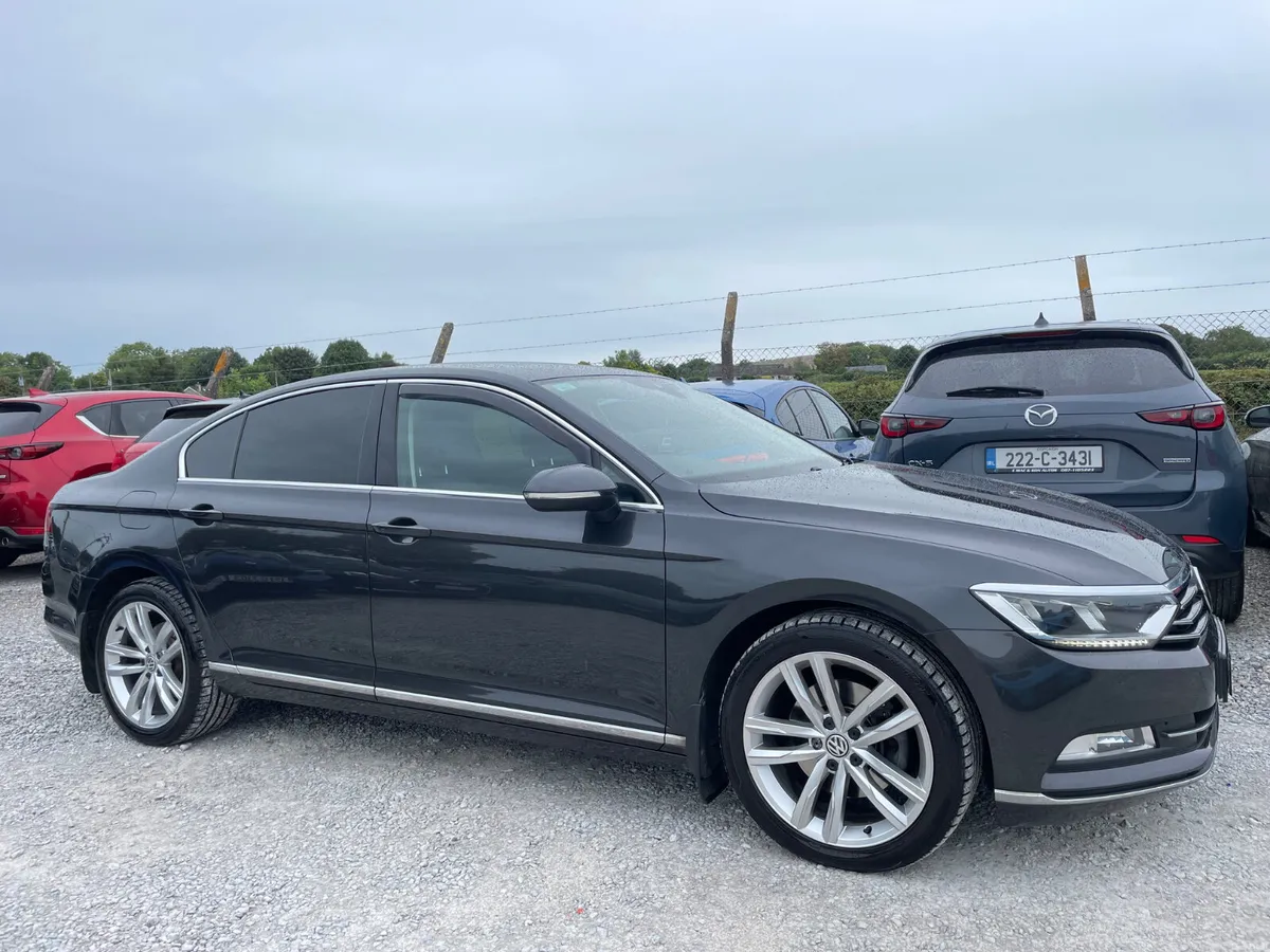 Volkswagen Passat Highline - Image 1