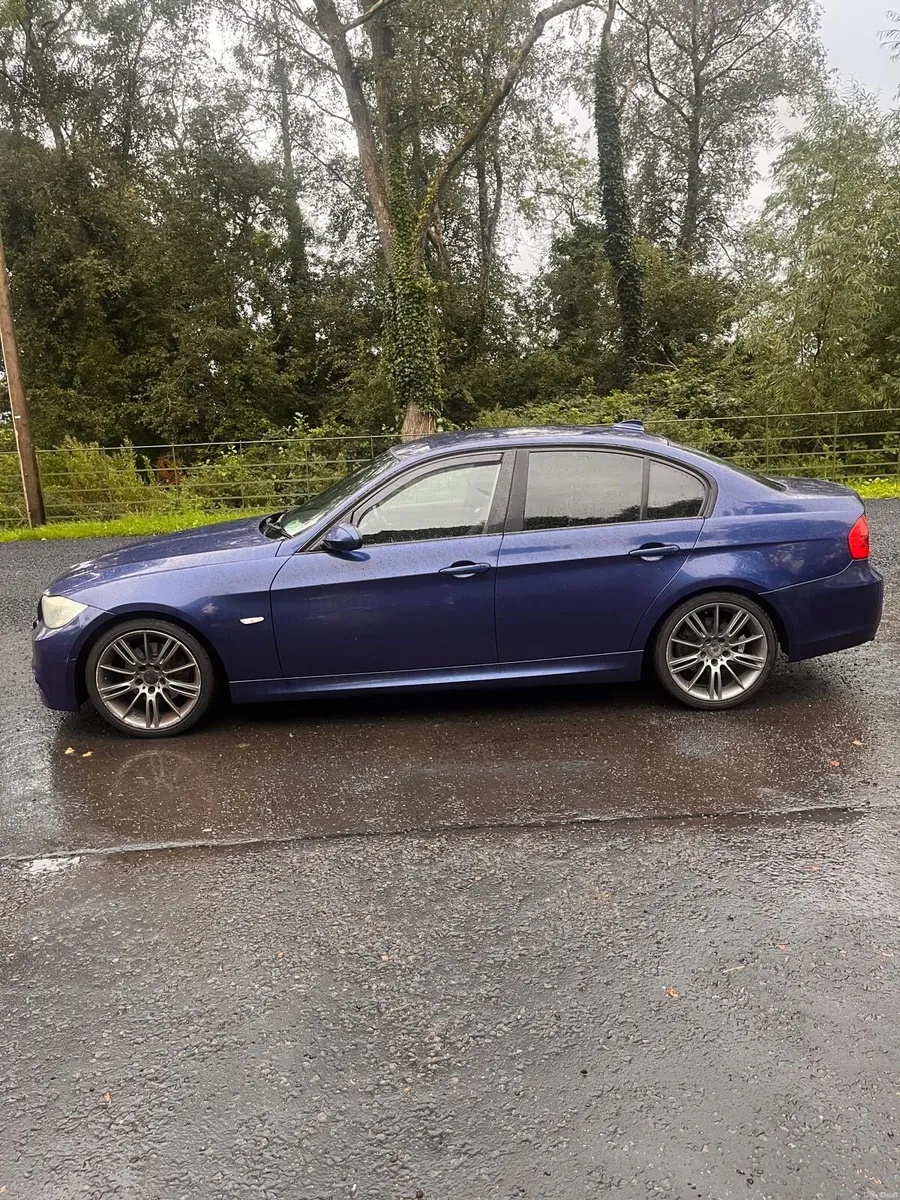 BMW 3 series 2011 318 2 litre Diesel - Image 5