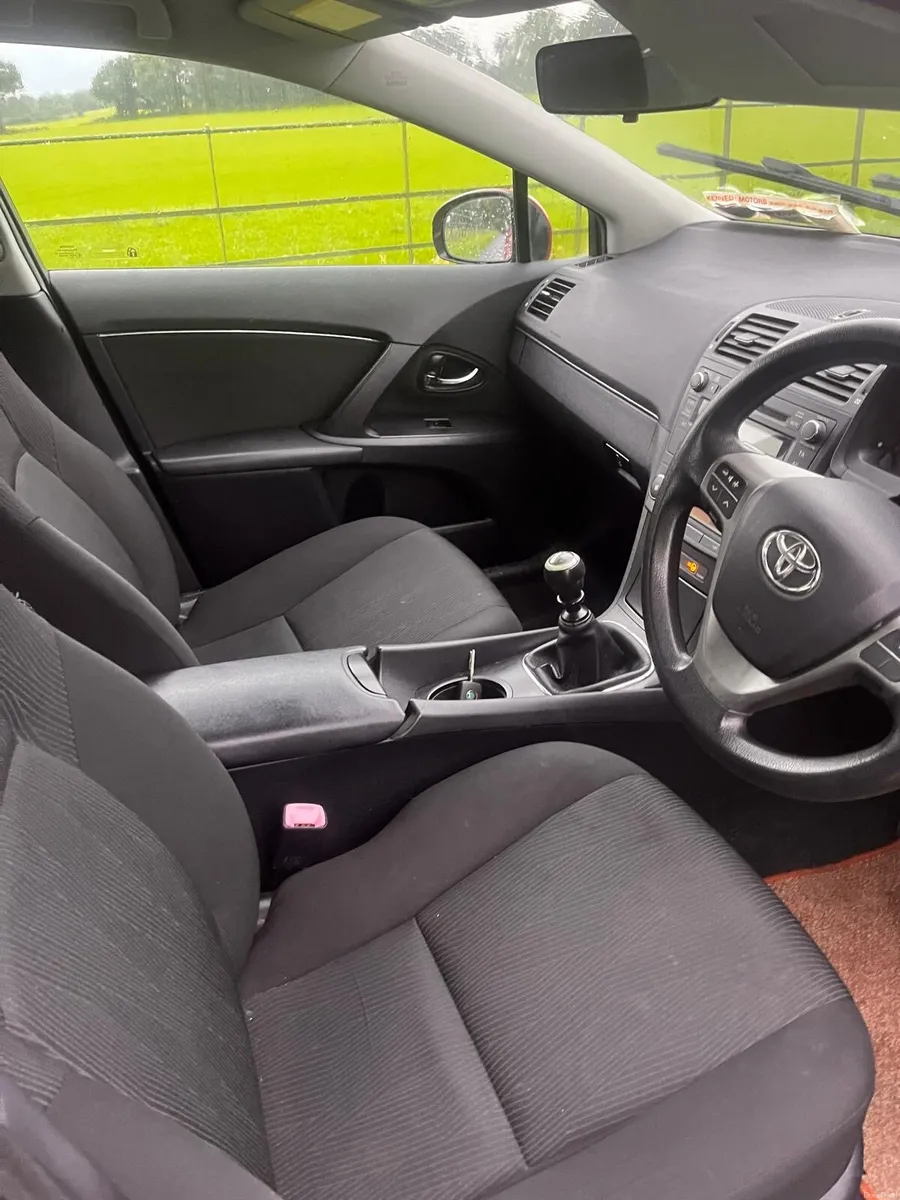 Toyota avensis 2009 2 litre new nct 1 year - Image 4