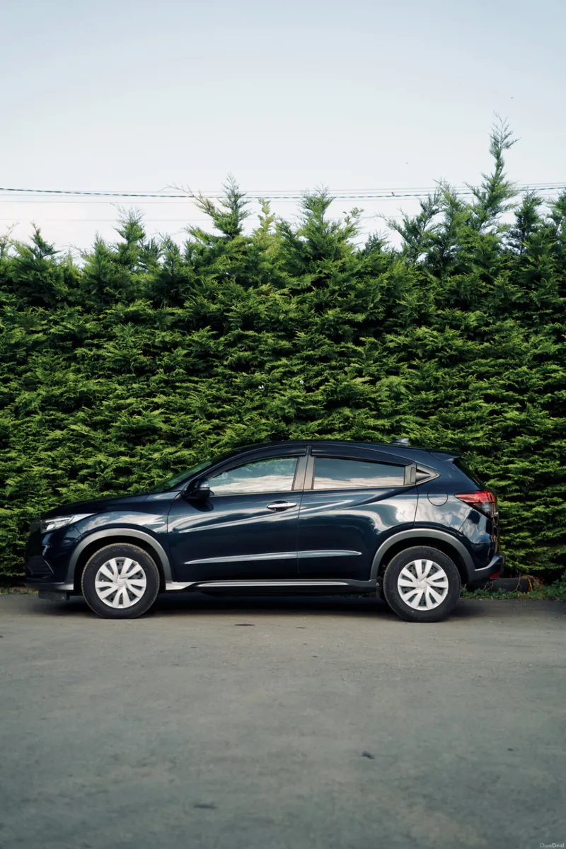 Honda Vezel Hybrid 2019 | Low Mileage |Only 46K Km - Image 2
