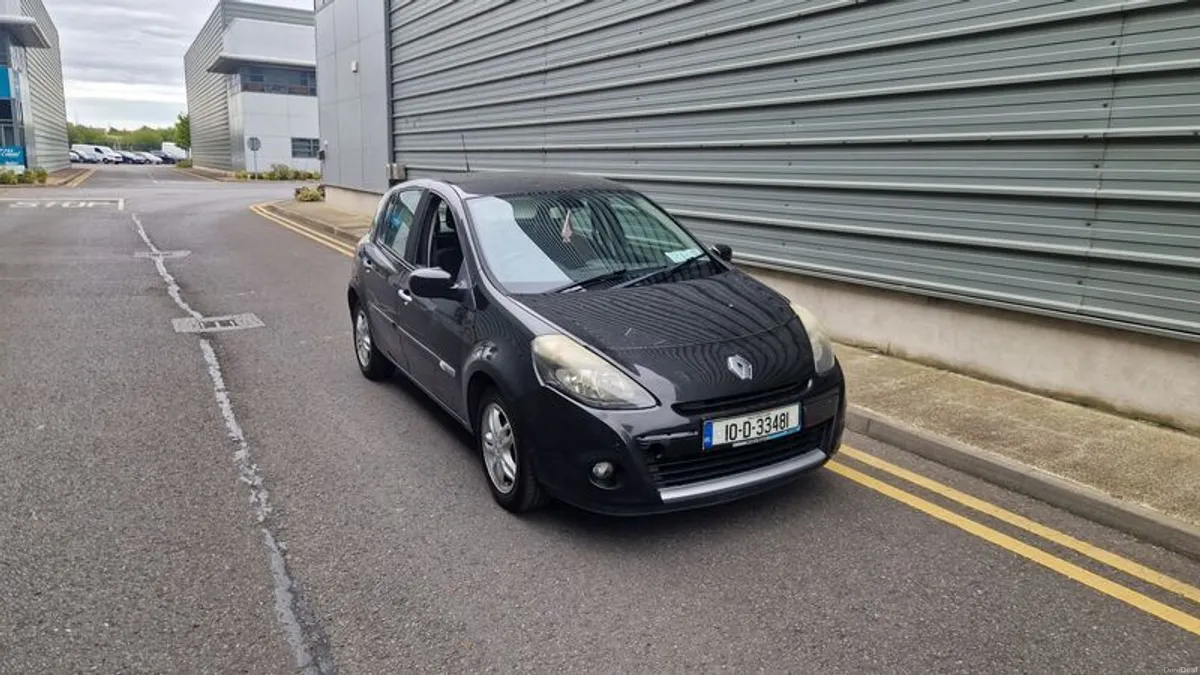 2010 Renault Clio 1.1 petrol nct - Image 2