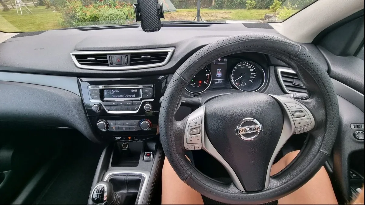 Nissan Qashqai 2015 - Image 6