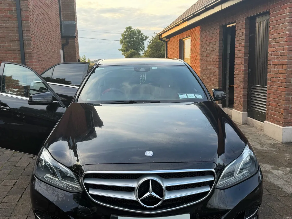 E class Mercedes - Image 1