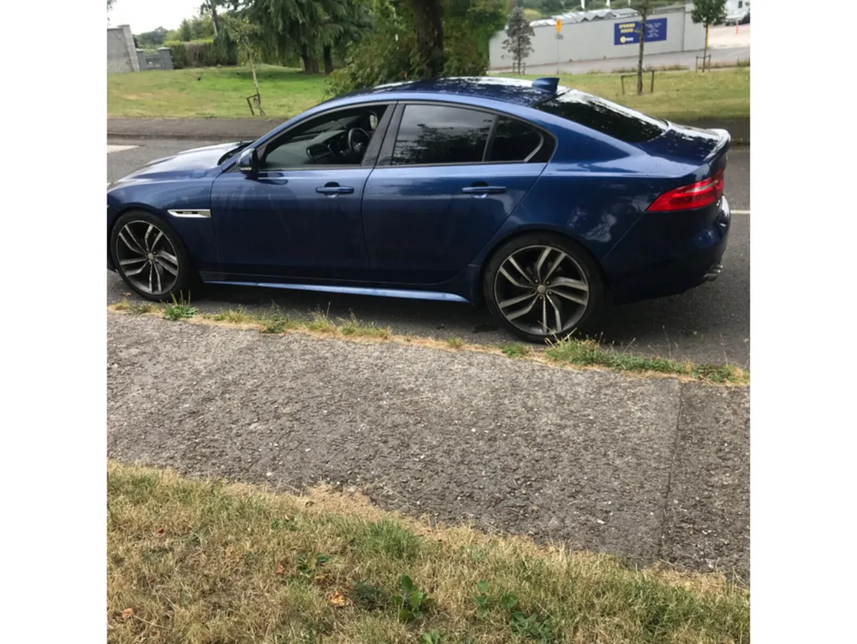 Jaguar XE 2.0 D R-SPORT 177BHP 4DR - Image 6