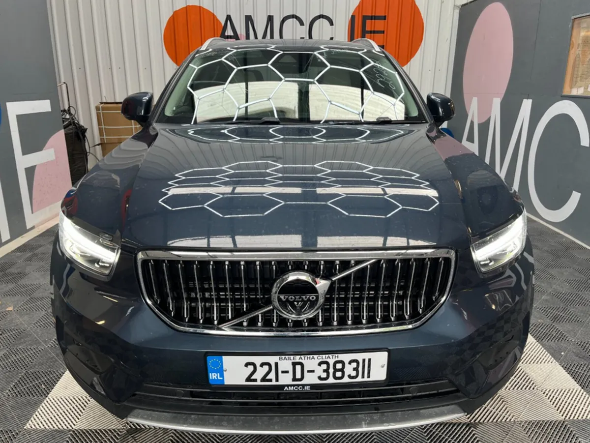 Volvo XC40 2022 VOLVO XC40 RECHARGE PHV AUTOMATIC - Image 2