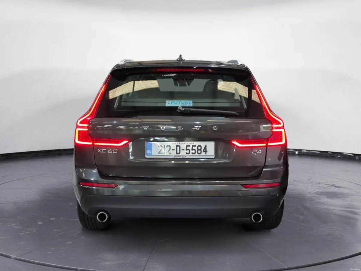 Volvo XC60 B4 Momentum 2.0 Diesel Auto - Image 6