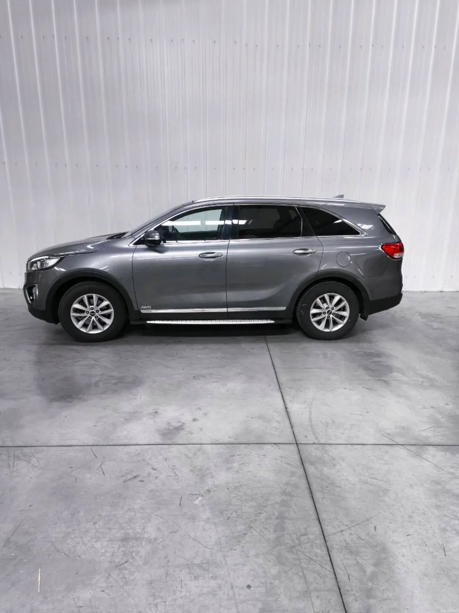 Kia Sorrento*Top Spec* - Image 3