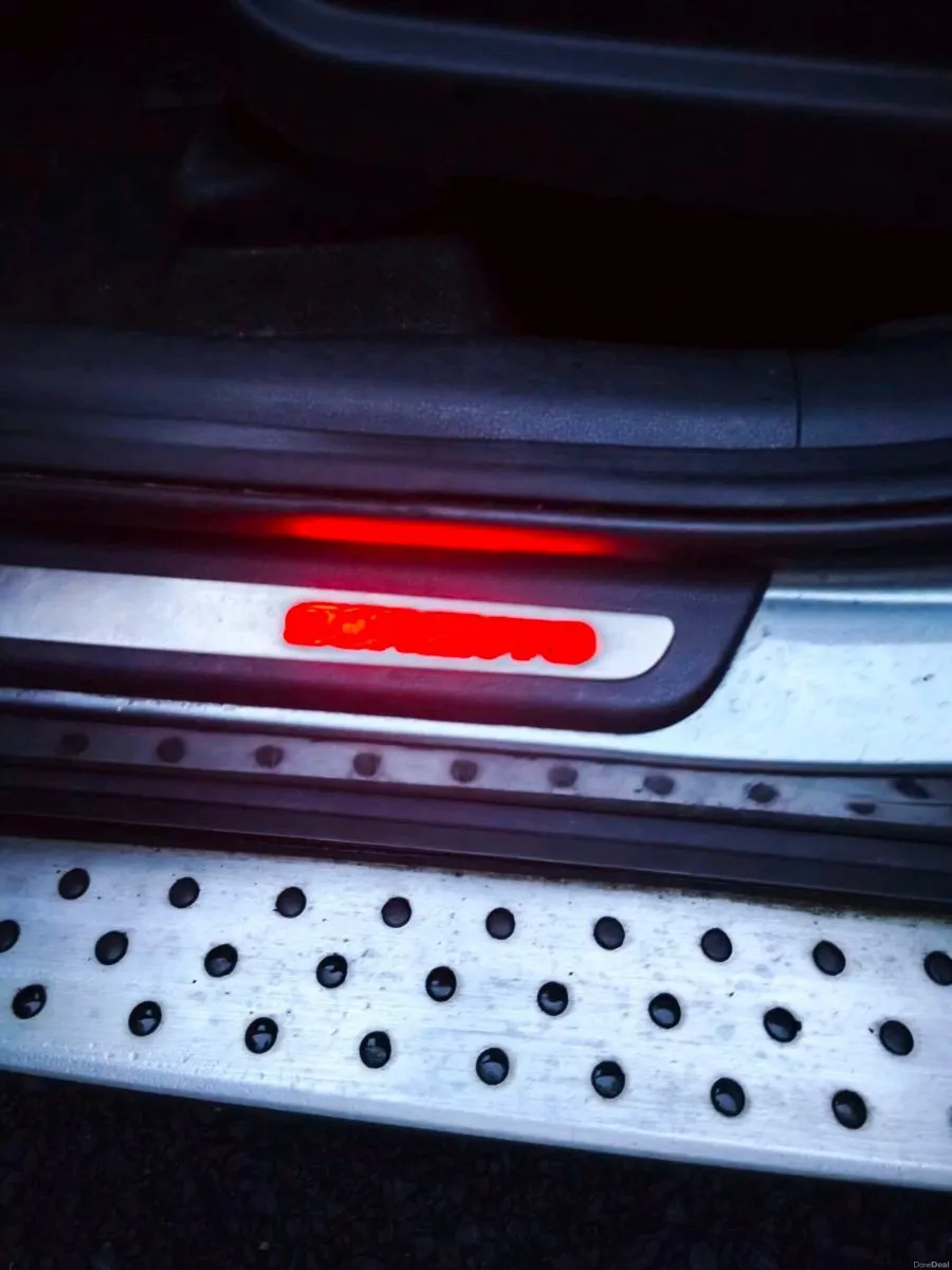 Kia Sorrento*Top Spec* - Image 2