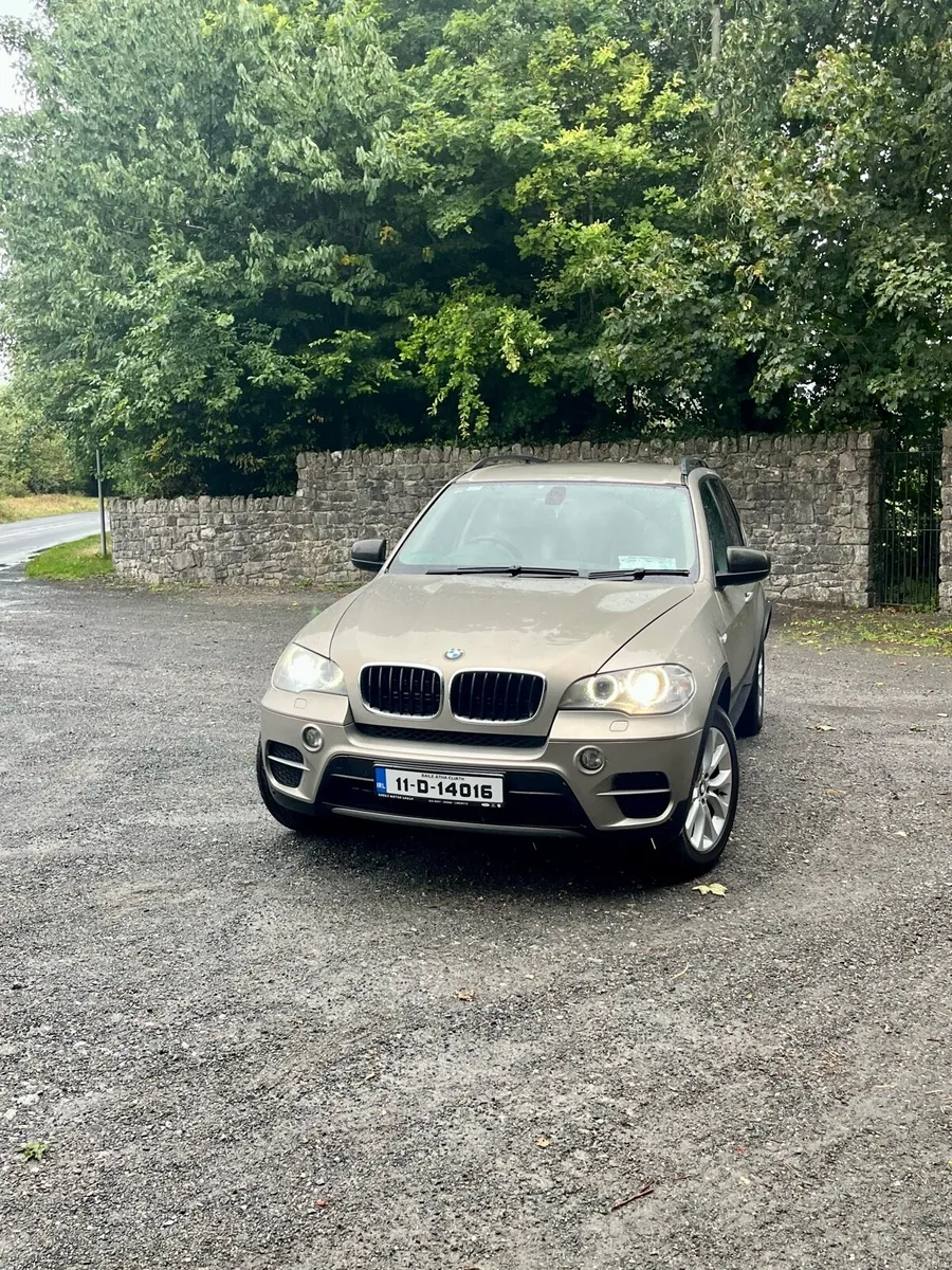 BMW X5 - Crewcab - Image 5