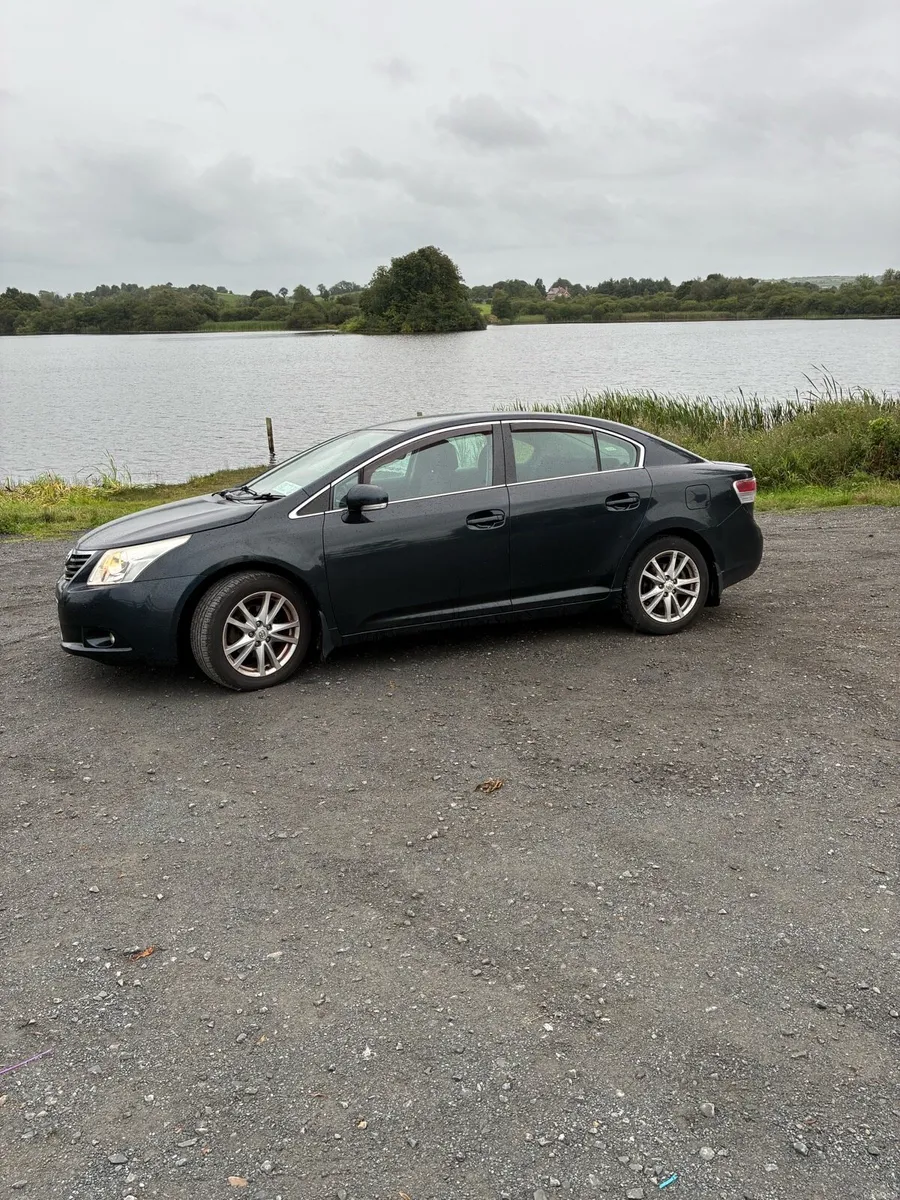 Toyota Avensis - Image 2