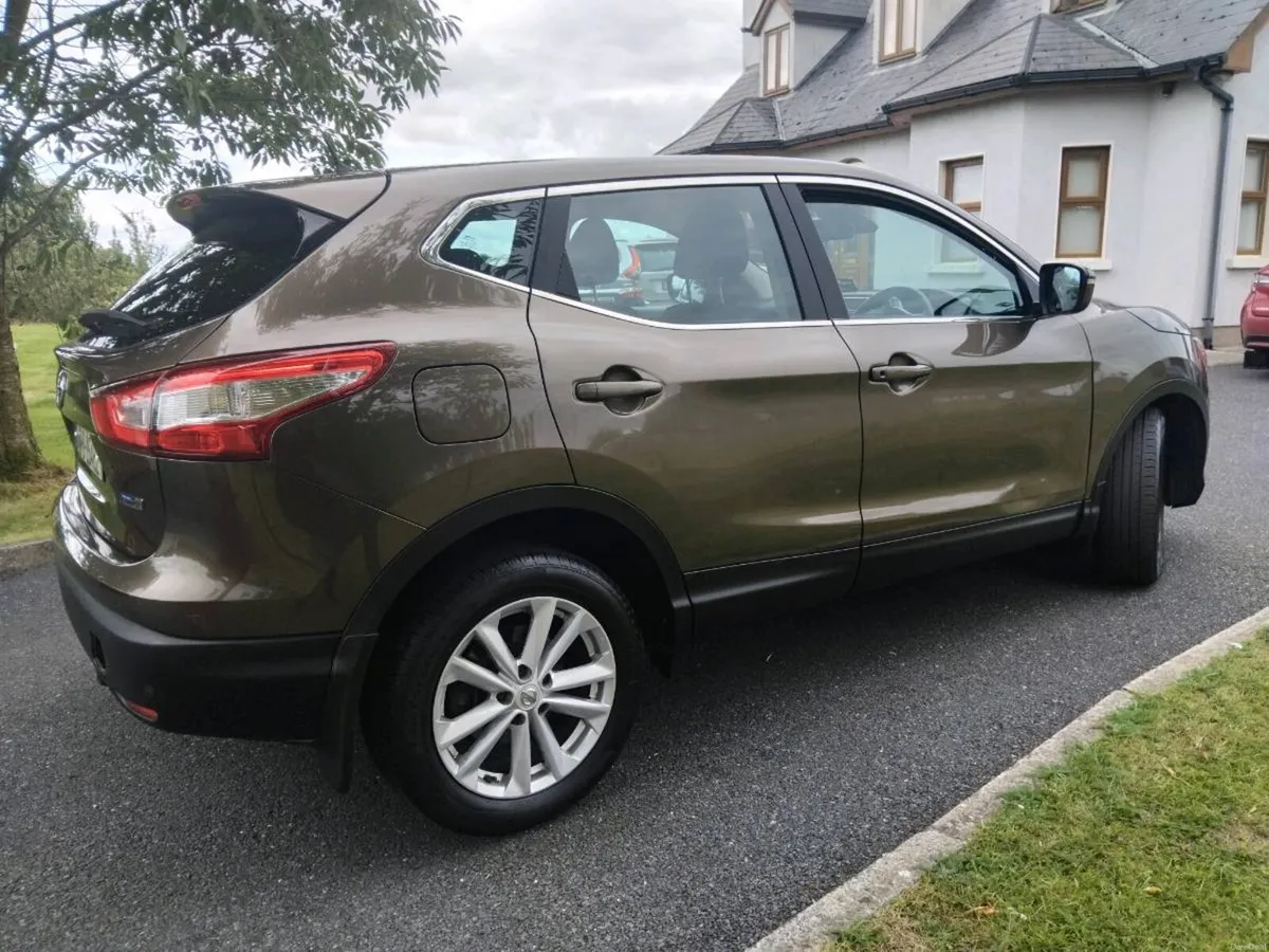 Nissan Qashqai new  (NCT 08/27) - Image 6