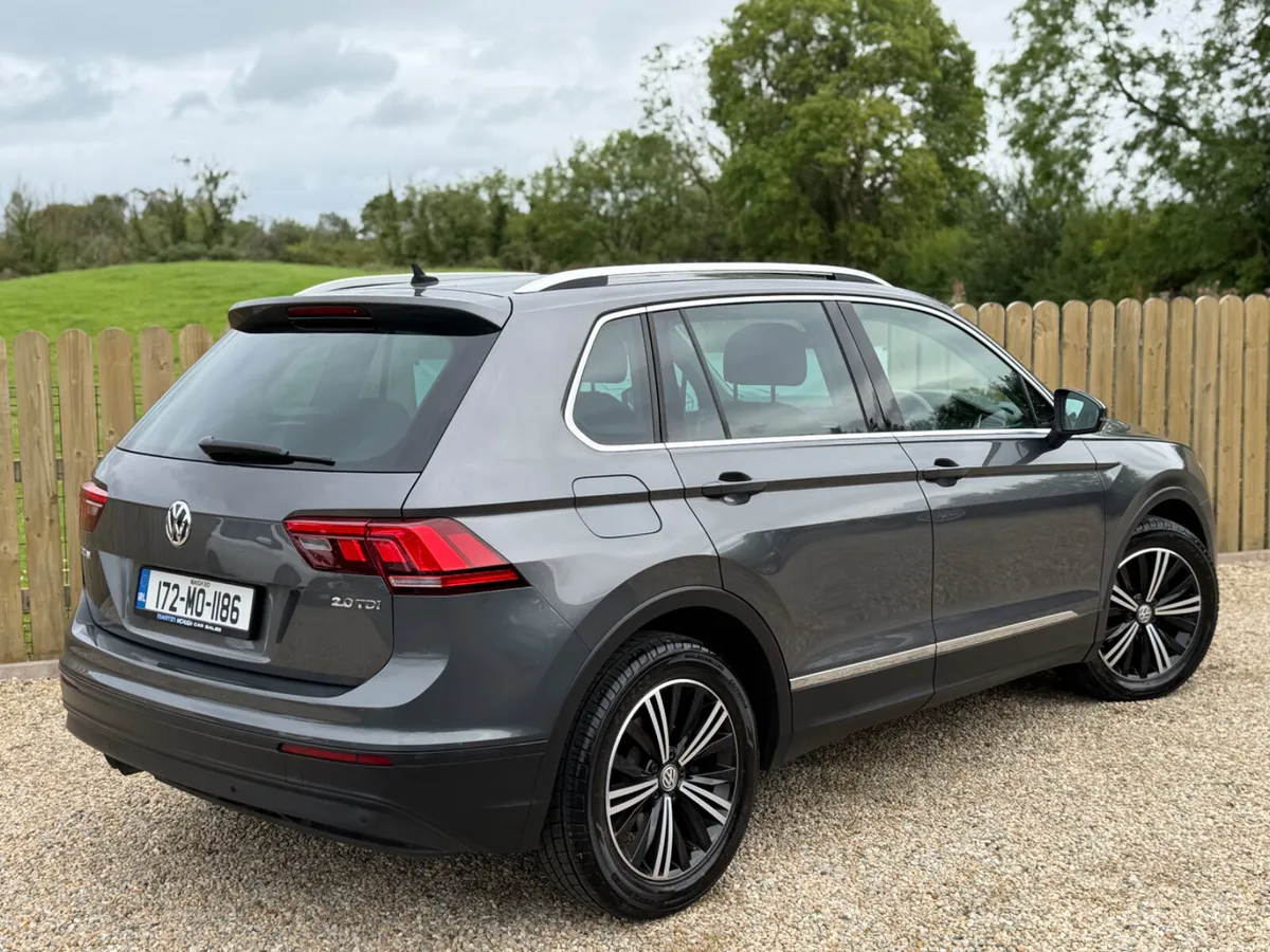 Volkswagen Tiguan 2017 - Image 2