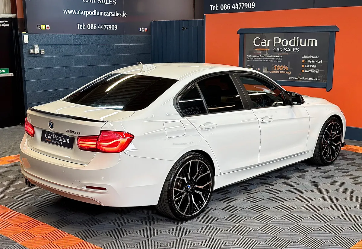 2017 BMW 320D Auto 190BHP  M-Performance Kitted - Image 3