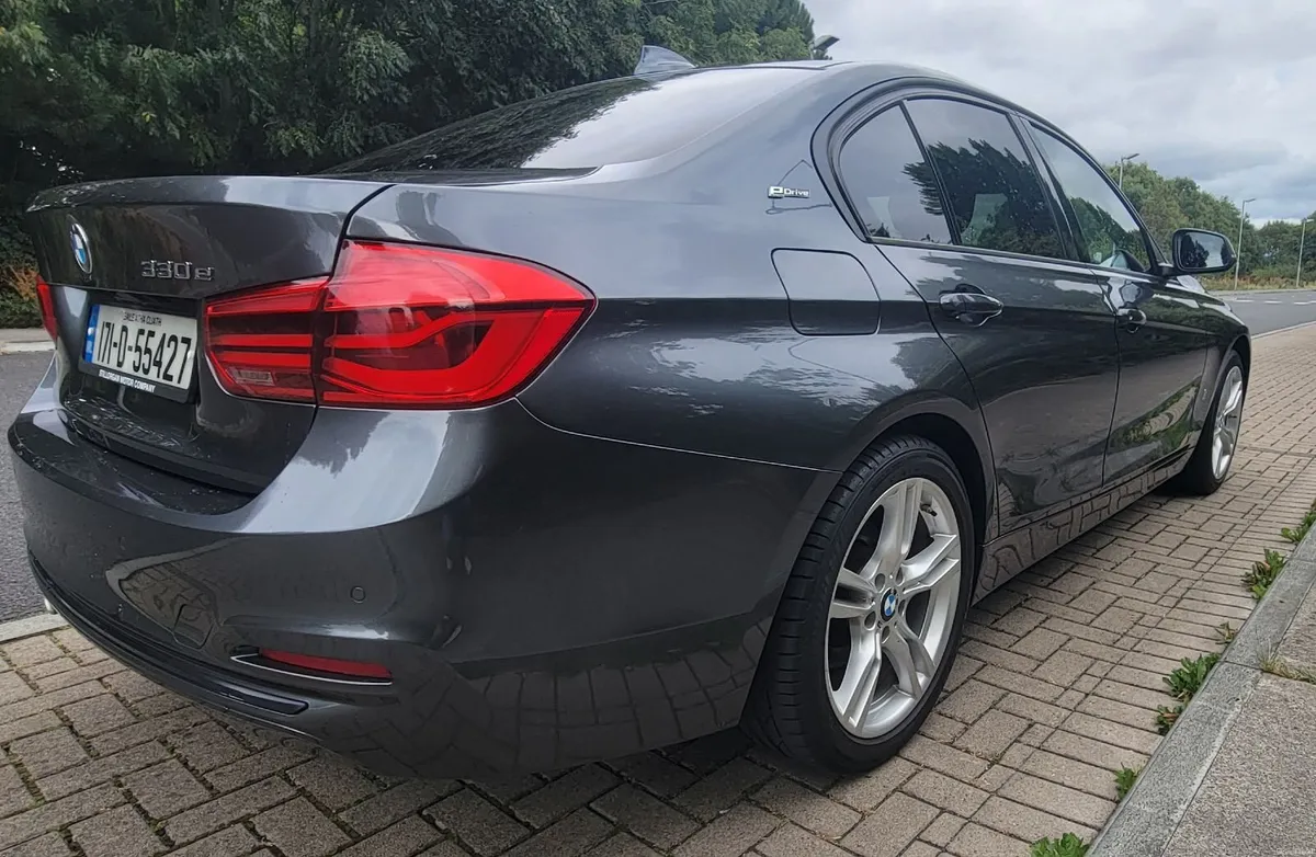 BMW 3-Series 2017 - Image 4