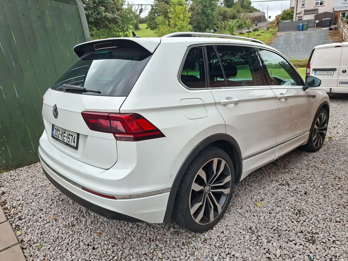 Volkswagen Tiguan 2020 - Image 2