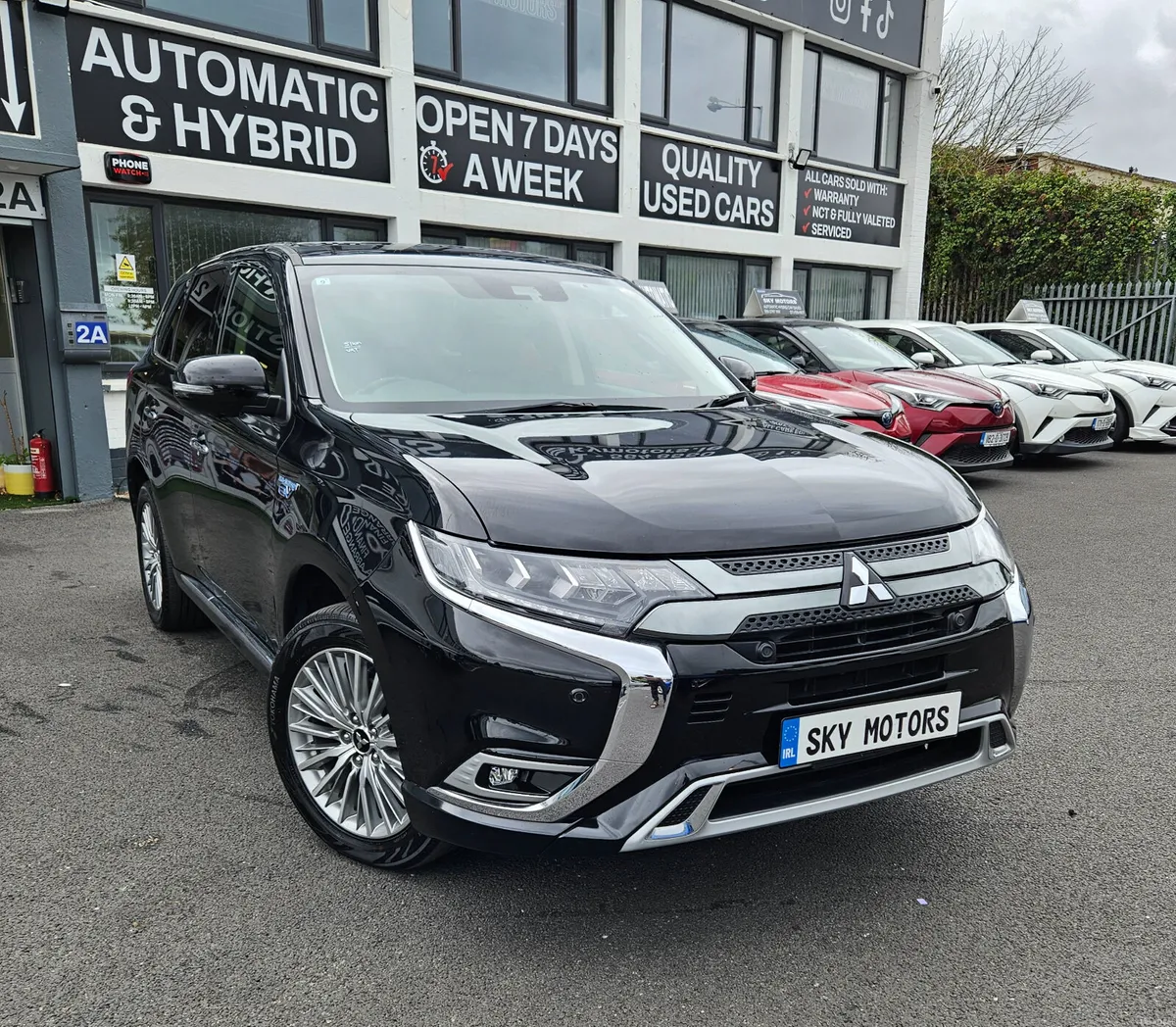 Mitsubishi Outlander 2019 only 32K miles - Image 1