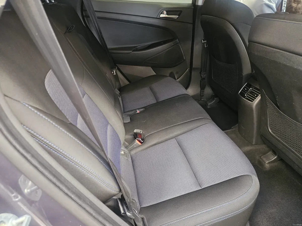 16 HYUNDAI TUCSON COMFORT - Image 6