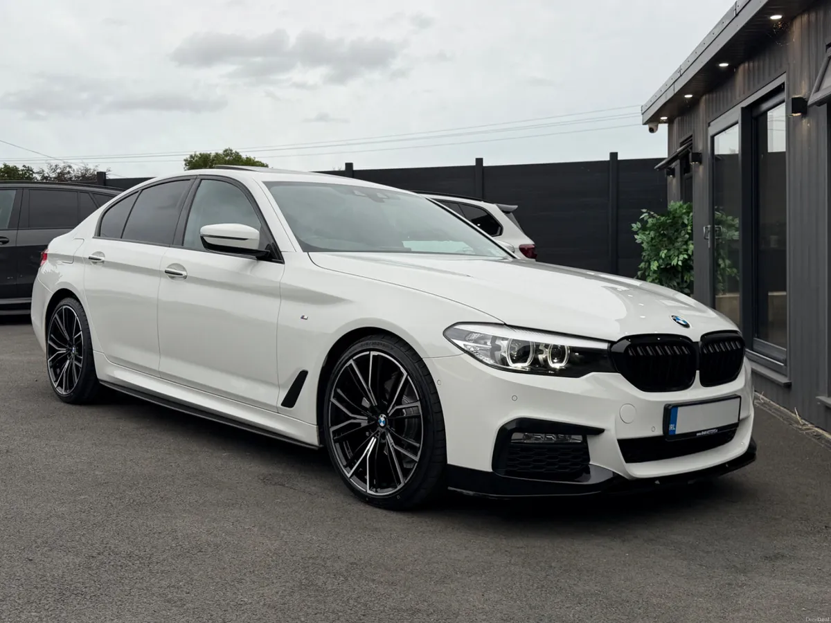 2017/171 BMW 520D MSPORT XDRIVE G30 SUNROOF - Image 5