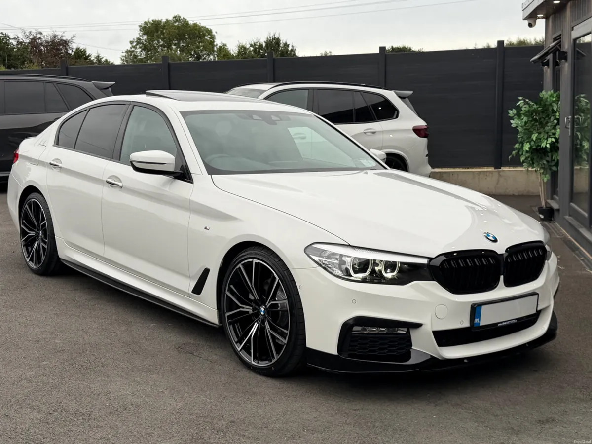 2017/171 BMW 520D MSPORT XDRIVE G30 SUNROOF - Image 3
