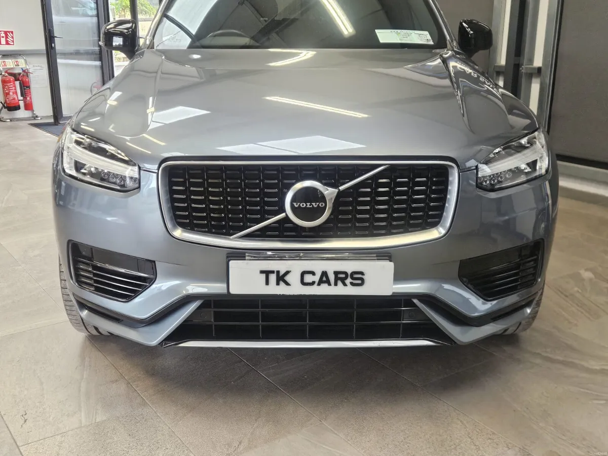 19 VOLVO XC90 T8 2.0 PETROL PLUG IN HYBRID - Image 3