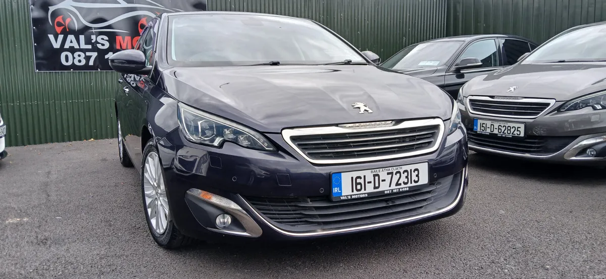 16 Peugeot 308 1.2 Petrol Auto Gearbox  Low Mileag - Image 4