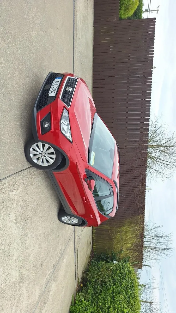 181 Seat Arona - Image 4