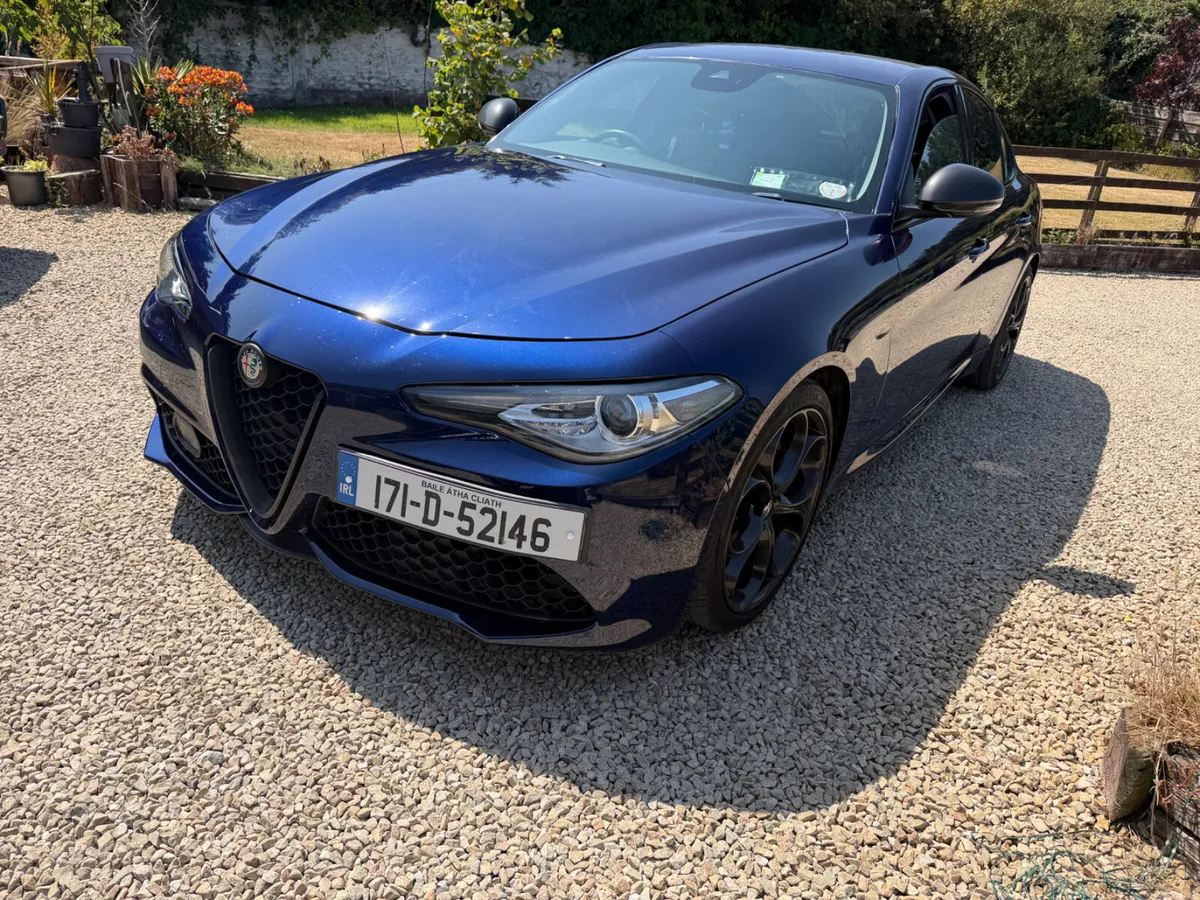 Alfa Romeo Giulia 2017 Special Edition - Image 2
