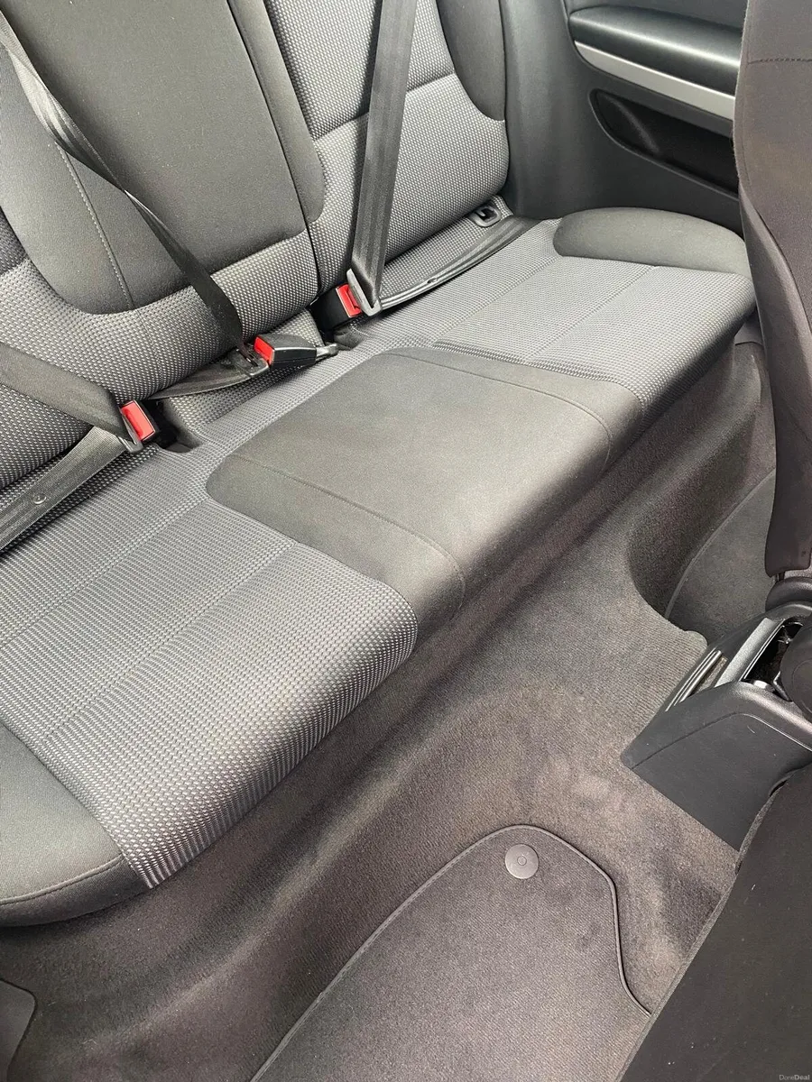 Audi A3, 2.0 Diesel, NctD 12/26, 176K, 2012 - Image 6
