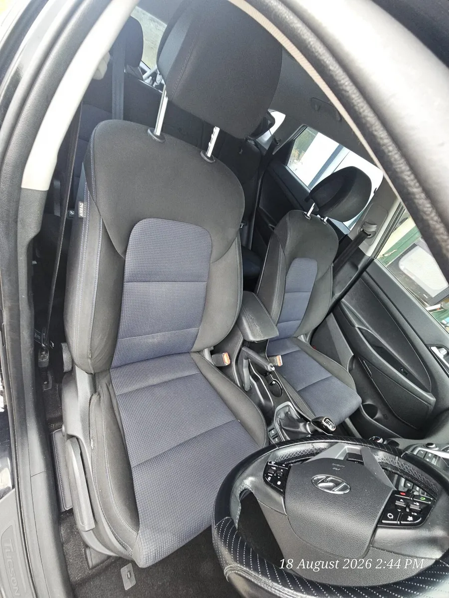 2016 Hyundai Tucson - Image 2