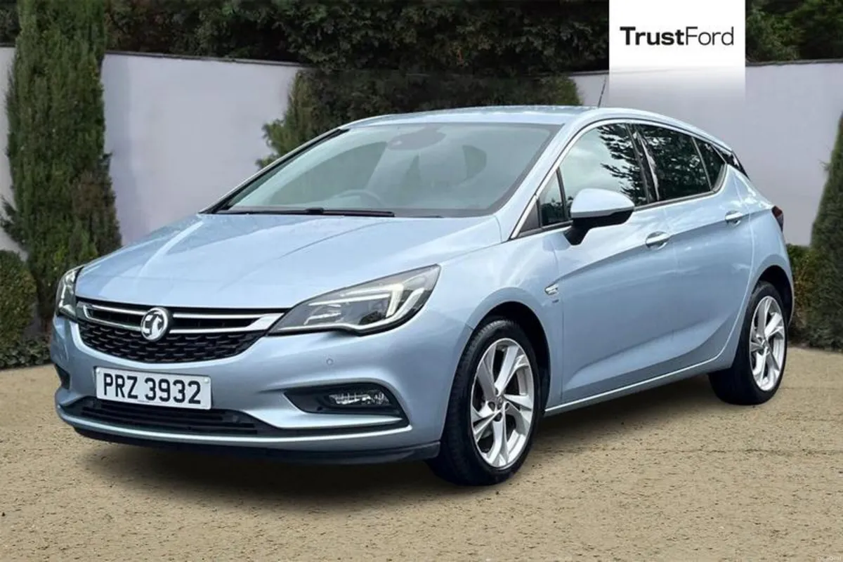 Vauxhall Astra 1.4T 16V 150 SRi 5dr - PARKING SENS - Image 5