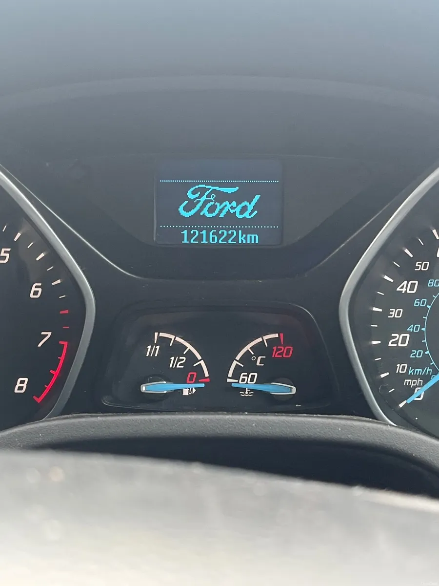 Ford Focus 2012 - Image 6