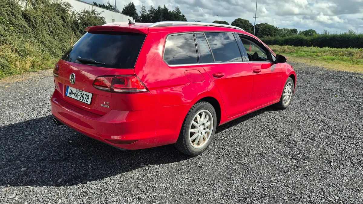 VW Golf Estate - Image 2