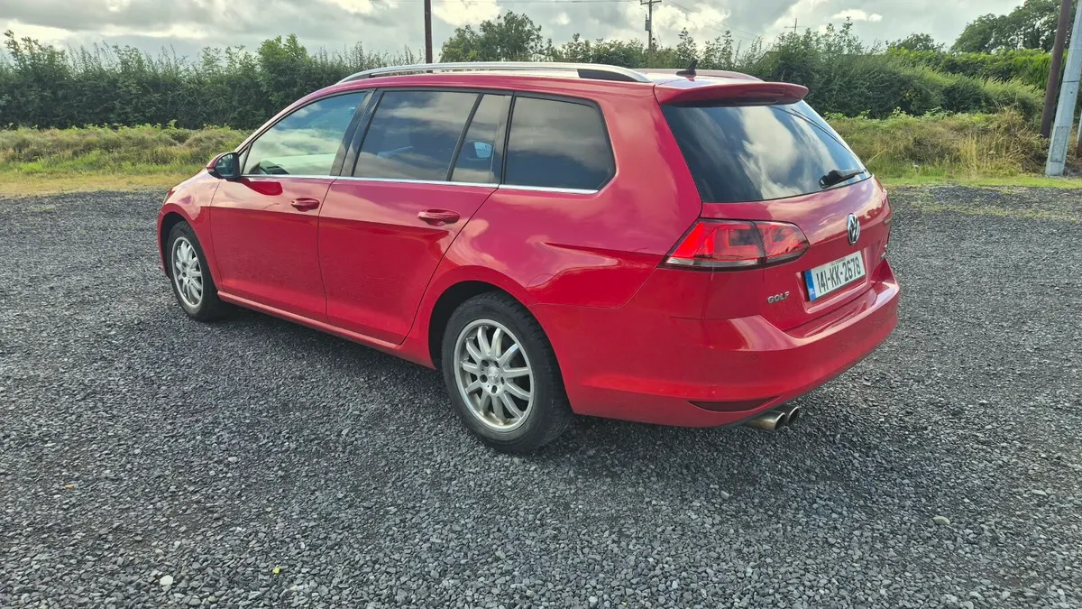 VW Golf Estate - Image 3