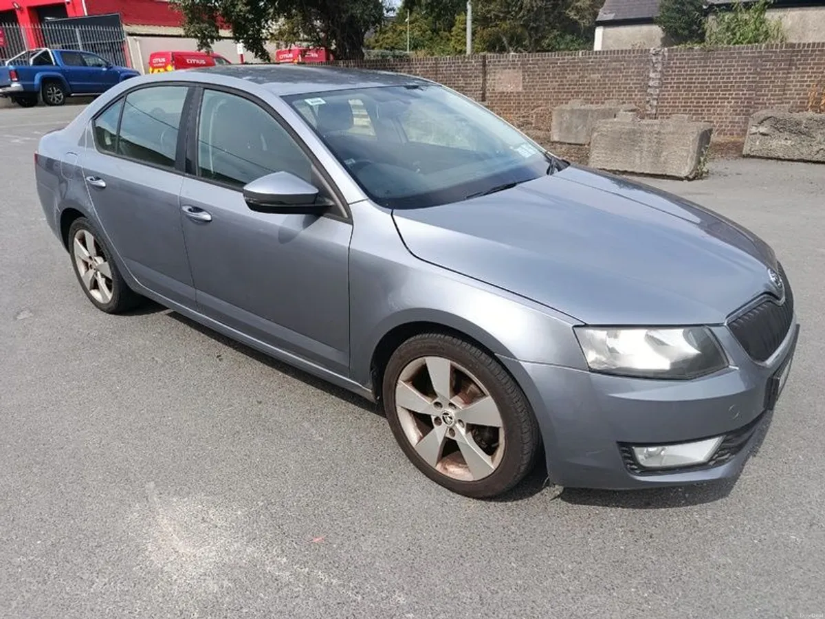 2013 Skoda Octavia 1.6 Diesel - Image 2