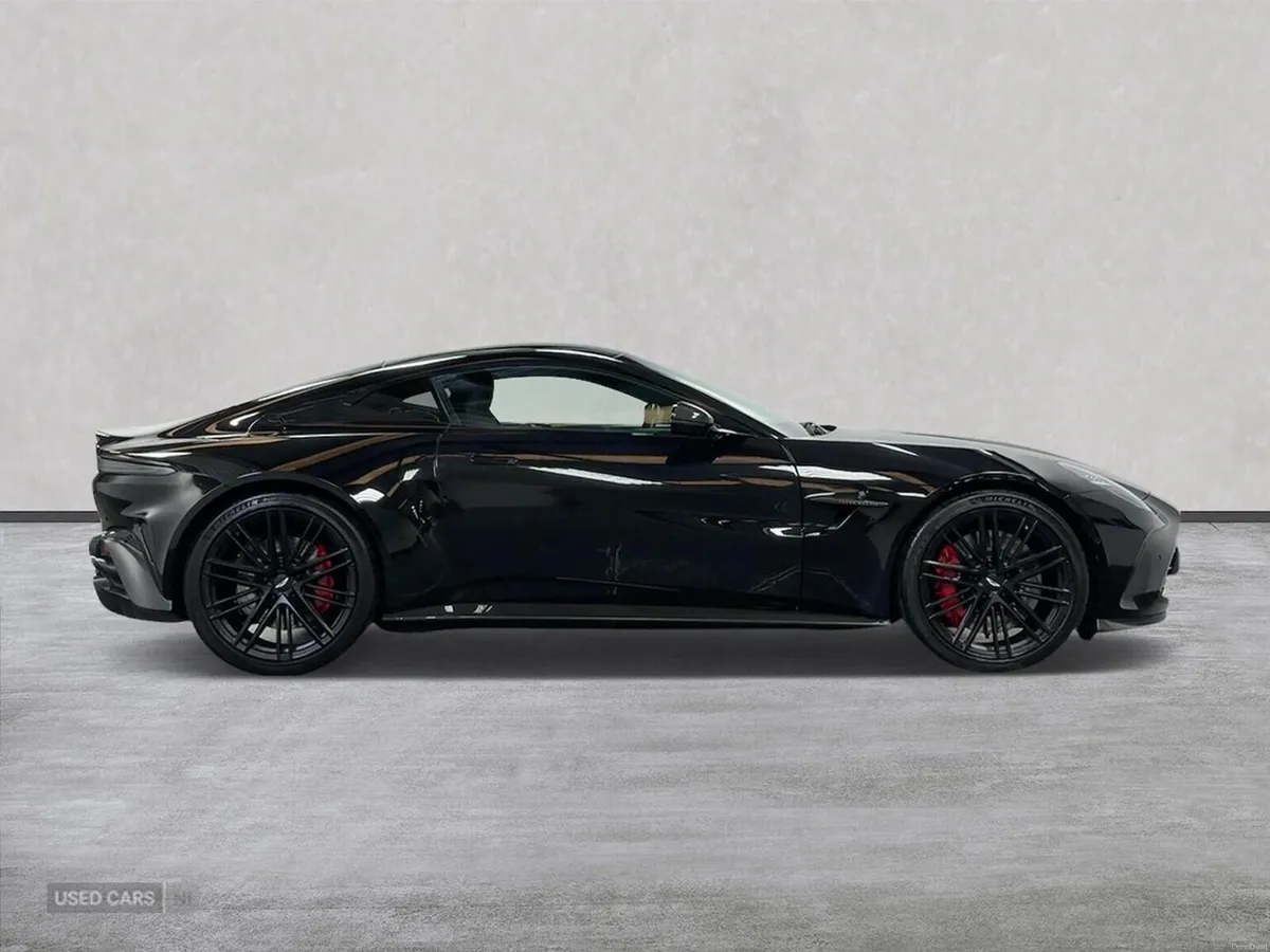 Aston Martin Vantage V8 2Dr Auto - Image 3