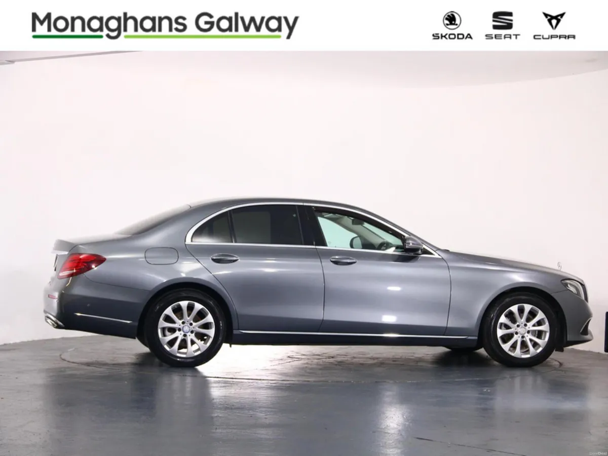 Mercedes-Benz E-Class 200 D EXCLUSIVE 4DR A 200D A - Image 2