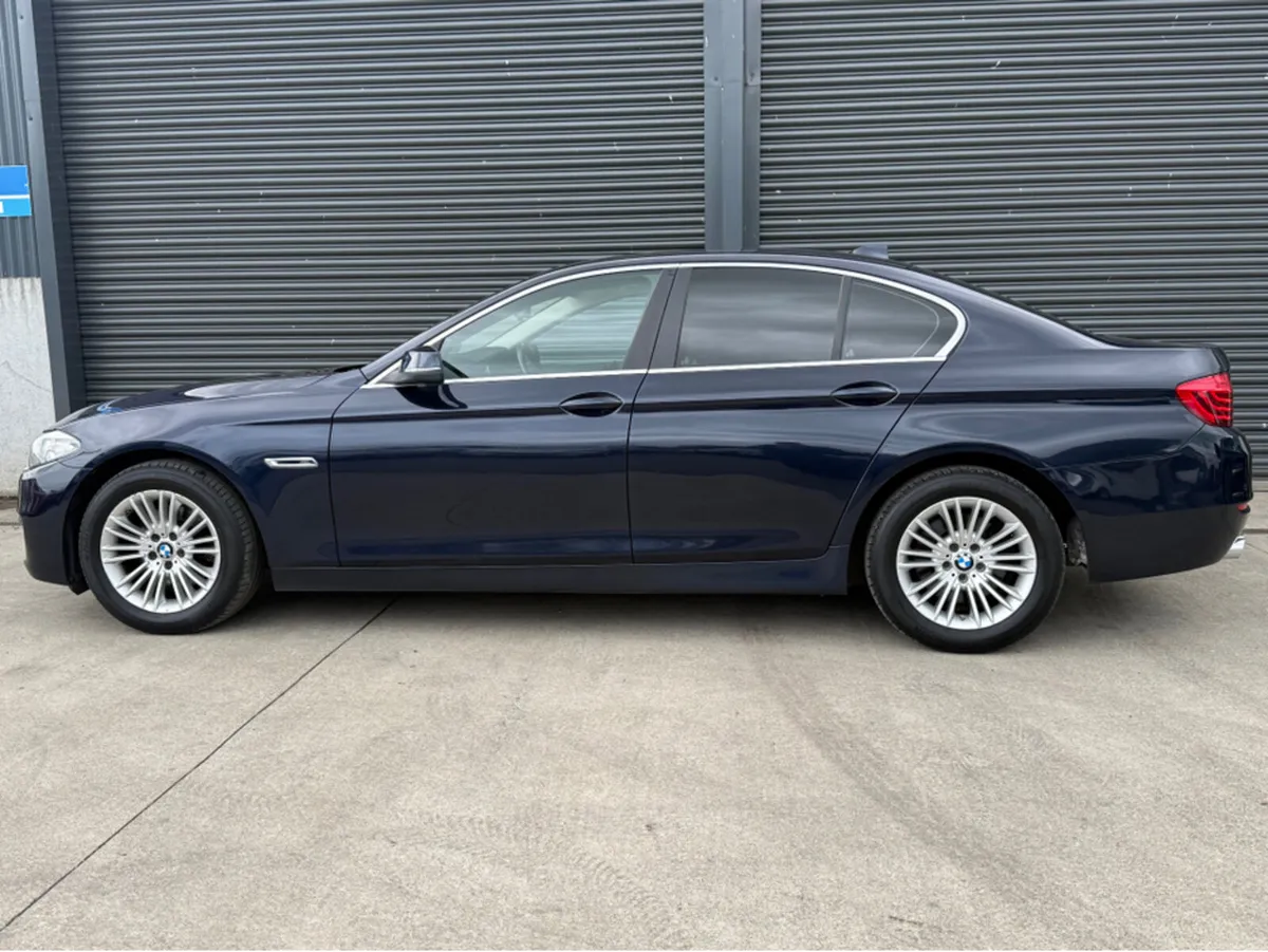 BMW 5-Series 518D 5E 4DR MANUAL - Image 3
