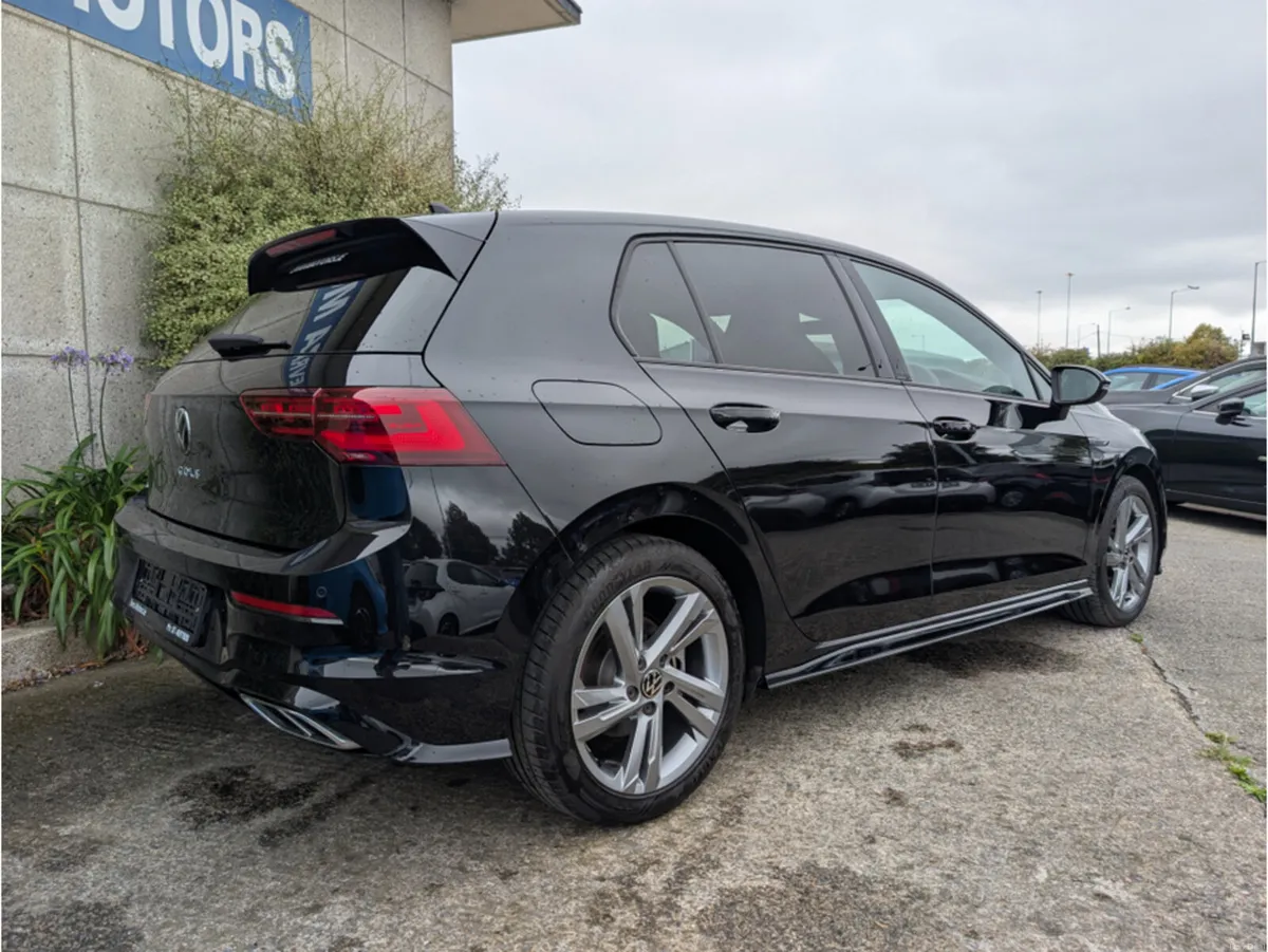 Volkswagen Golf R-LINE PLATINUM EDITION AUTOMATIC - Image 6