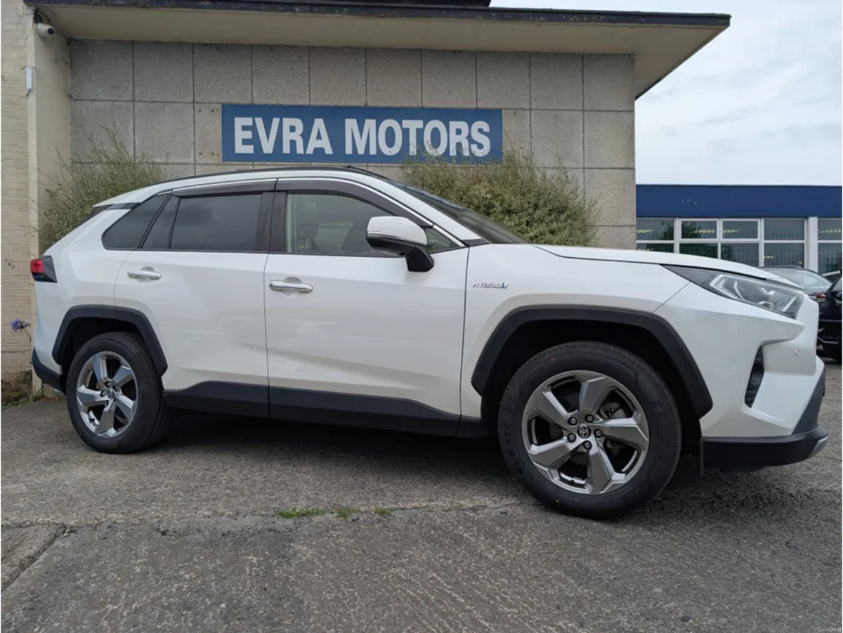 Toyota RAV4 G 4WD HYBRID AUTOMATIC 2.5 PETROL //HI - Image 3