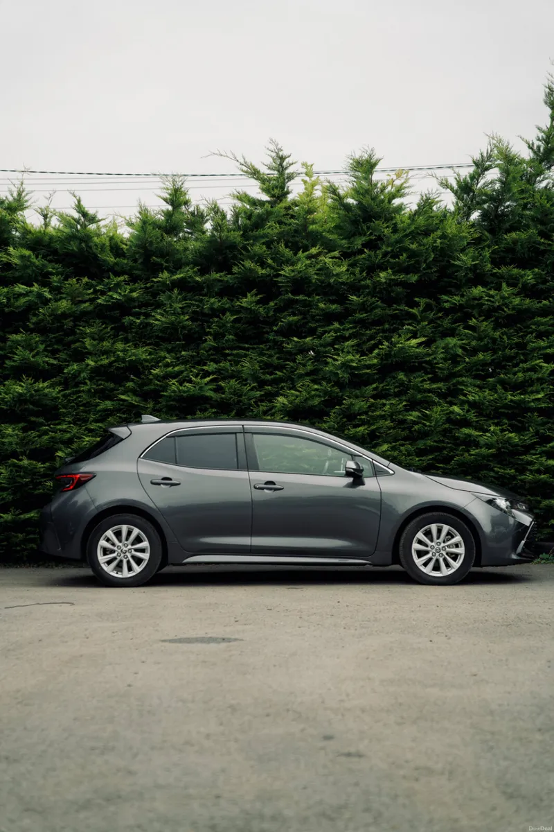 Toyota Corolla Sport Hybrid 2023 | Modern Hybrid - Image 5