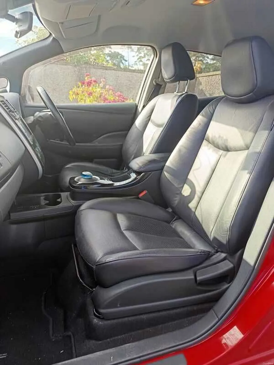 2016 Nissan Leaf - Image 4
