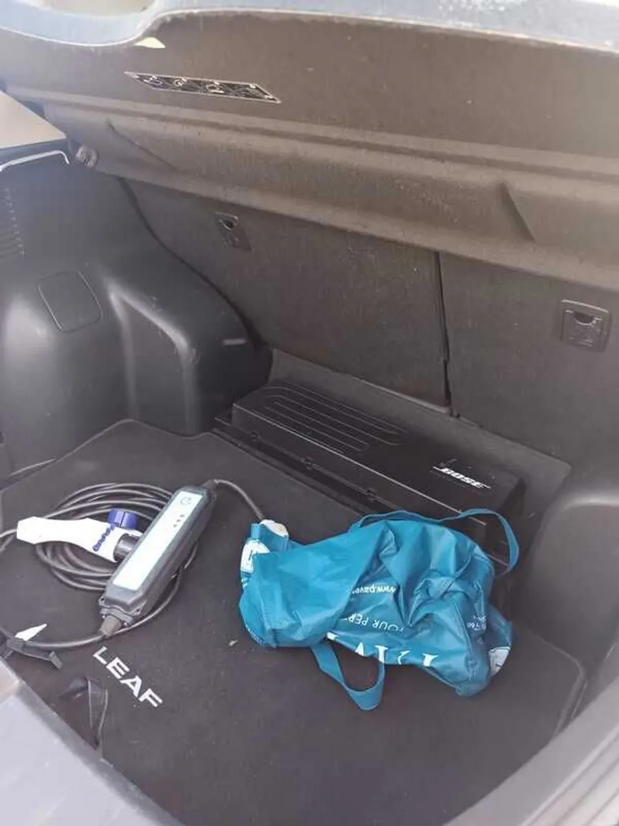 2016 Nissan Leaf - Image 6