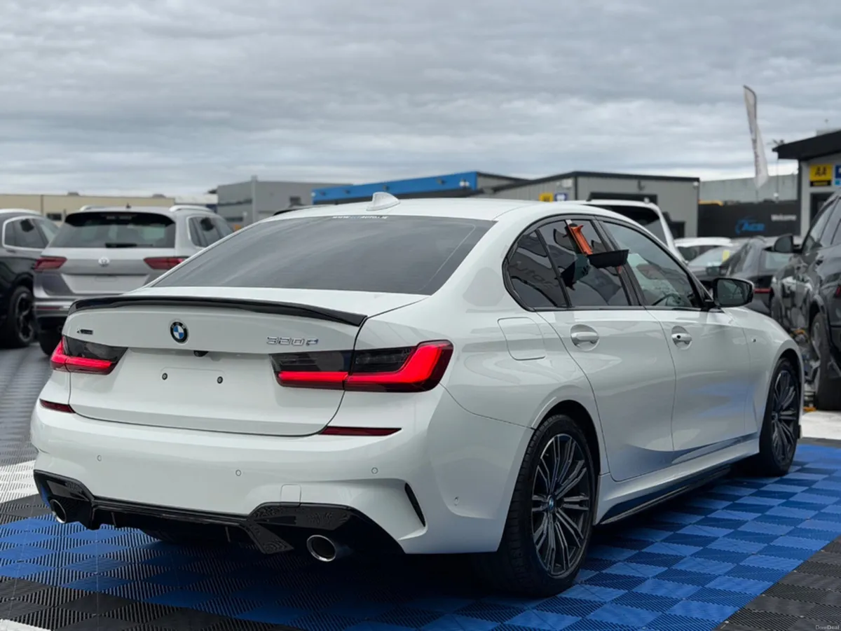 BMW 3-Series M-SPORT X-DRIVE - 2.0L DIESEL - AUTO - Image 5