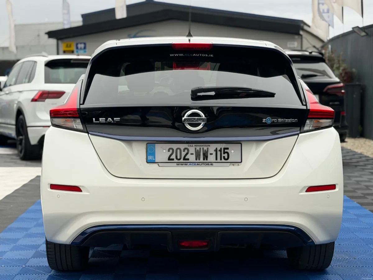 Nissan Leaf PREMIUM 40KW - ELECTRIC - AUTO - 12M W - Image 6