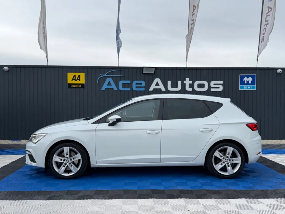 SEAT Leon FR - 2.0L DIESEL DSG - AUTOMATIC - 12M W - Image 4