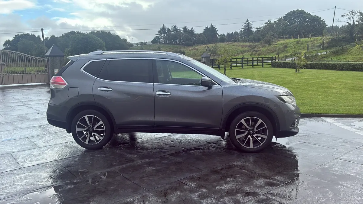 Car - Image 1